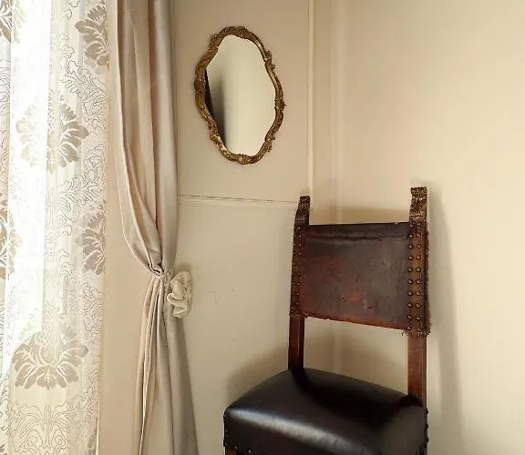 Glint House Royal - Sapienza 4*